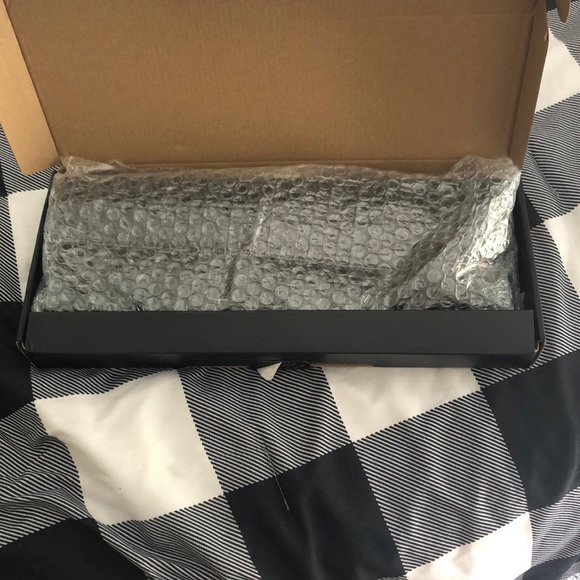 Red Dragon Mechanical Keyboard - Picture 4 of 6